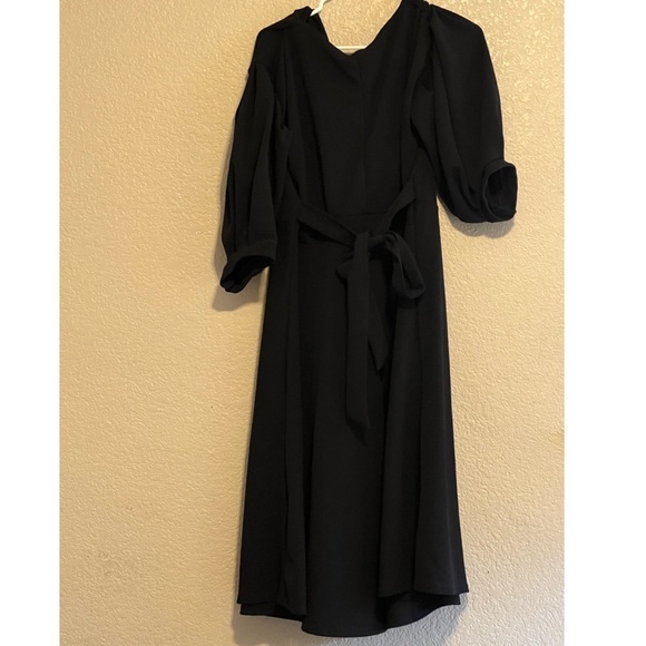 Boohoo Black Plus Off Shoulder Wrap Midi Dress - Picture 4 of 5
